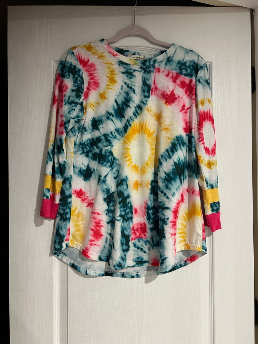 Women's Long Sleeve Tie-Dye Tee in Multicolor